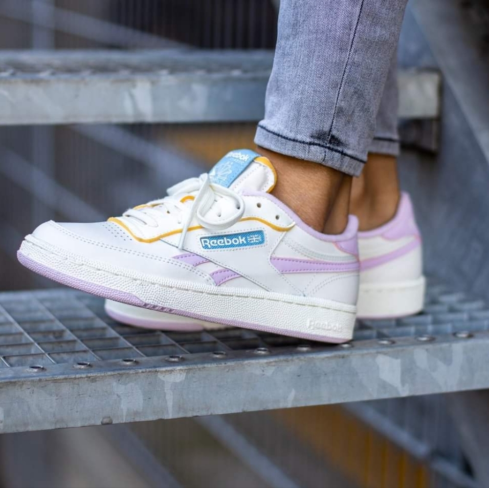 Reebok Club C Revenge Chalk Pixel Pink Size 9.5 Sneakers
